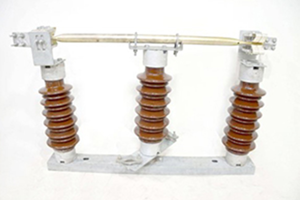 A B Switch in India, A B Switch in Ahmedabad, Isolator in India, Isolator in Ahmedabad